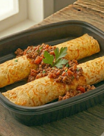 Panqueca de Cenoura com Carne Moída e Molho vermelho
